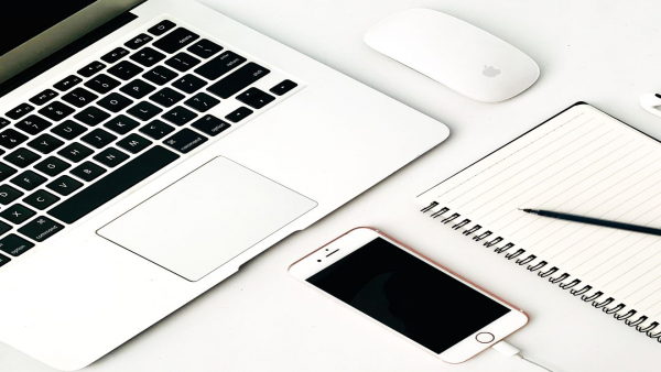 介護・看護現場のDX化！PCスキルが活かせるスマートな働き方とは？